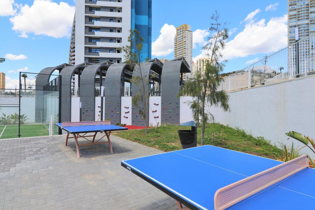 Sunset Waves 18-35 Poniente Beach Resort Benidorm Bagian luar foto