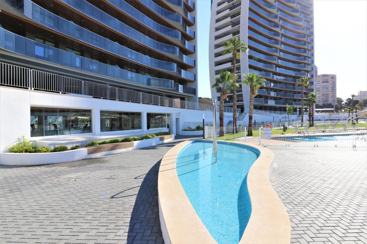 Sunset Waves 18-35 Poniente Beach Resort Benidorm Bagian luar foto