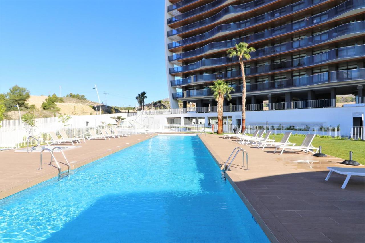 Sunset Waves 18-35 Poniente Beach Resort Benidorm Bagian luar foto