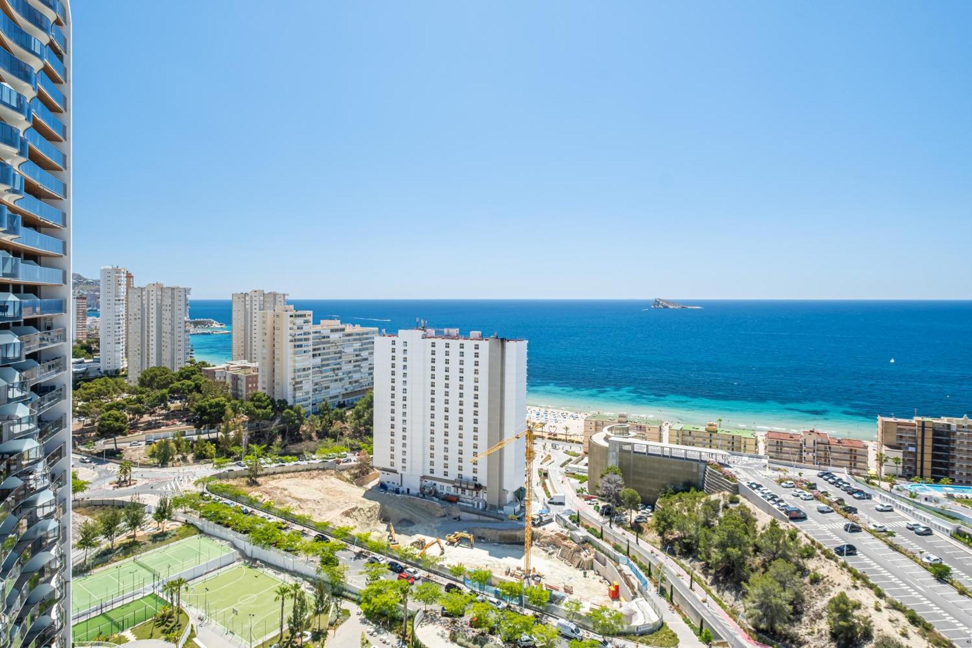Sunset Waves 18-35 Poniente Beach Resort Benidorm Bagian luar foto